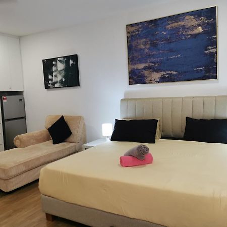 Apple Home 2 At Menara Simfoni, King Size Bed, Cheras, Nexflix, Wifi, Parking Сері-Кембанган Екстер'єр фото