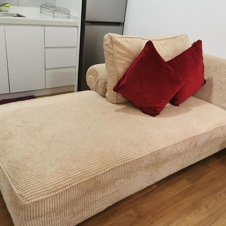 Apple Home 2 At Menara Simfoni, King Size Bed, Cheras, Nexflix, Wifi, Parking Сері-Кембанган Екстер'єр фото
