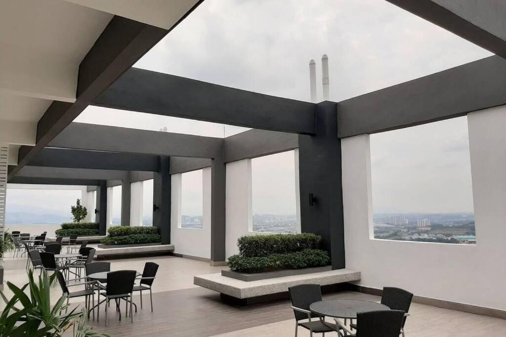 Apple Home 2 At Menara Simfoni, King Size Bed, Cheras, Nexflix, Wifi, Parking Сері-Кембанган Екстер'єр фото
