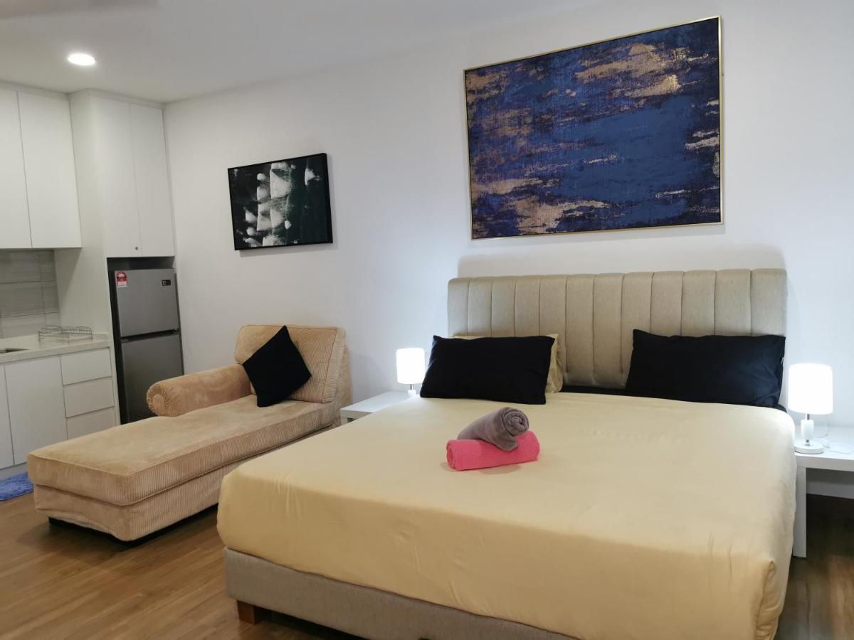 Apple Home 2 At Menara Simfoni, King Size Bed, Cheras, Nexflix, Wifi, Parking Сері-Кембанган Екстер'єр фото