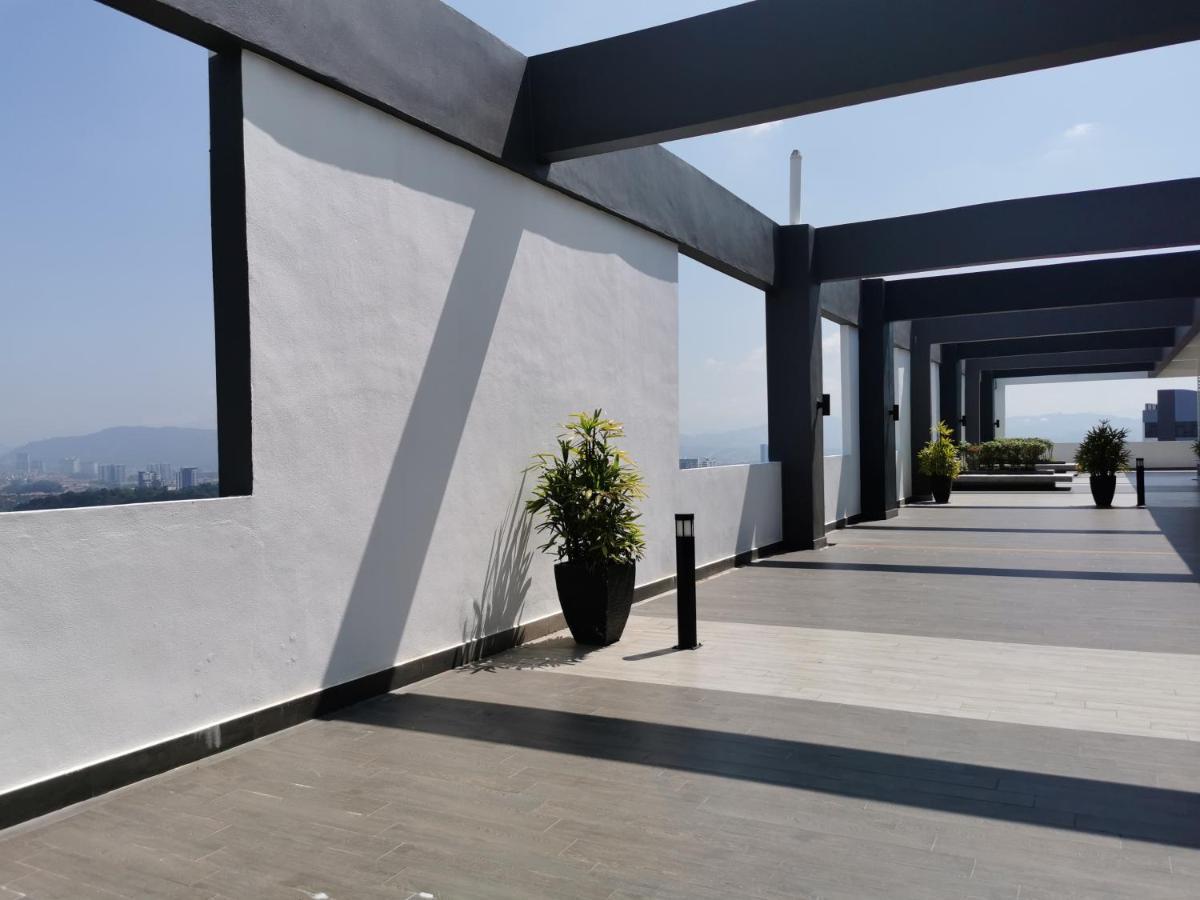 Apple Home 2 At Menara Simfoni, King Size Bed, Cheras, Nexflix, Wifi, Parking Сері-Кембанган Екстер'єр фото