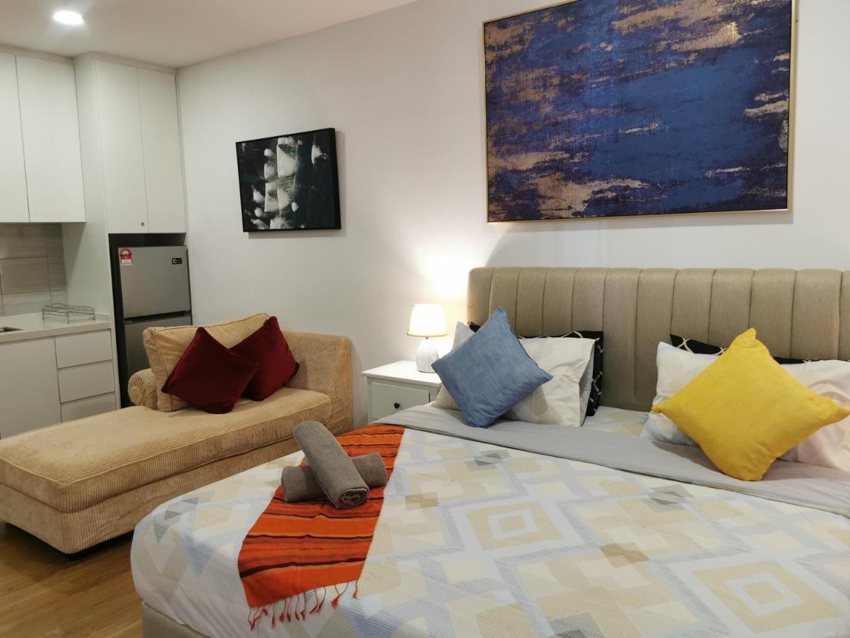 Apple Home 2 At Menara Simfoni, King Size Bed, Cheras, Nexflix, Wifi, Parking Сері-Кембанган Екстер'єр фото