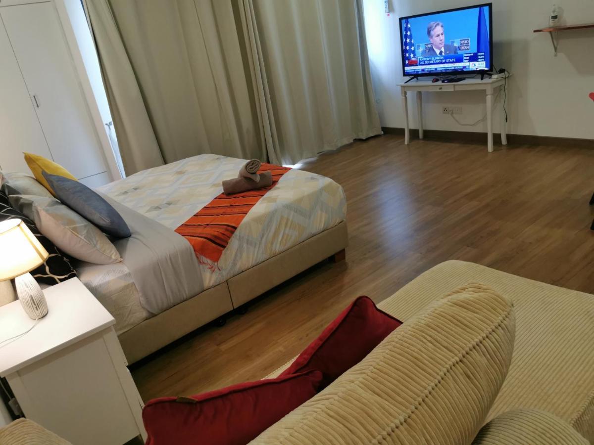 Apple Home 2 At Menara Simfoni, King Size Bed, Cheras, Nexflix, Wifi, Parking Сері-Кембанган Екстер'єр фото